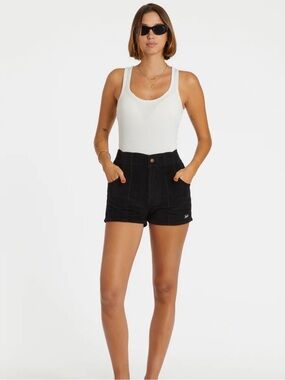 Black Hammies size 28 corduroy shorts. NWOT